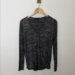 GAP Women’s Heathered Black Wrap Top – Long Sleeve – Medium – Viscose Blend